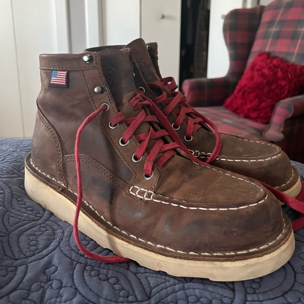 Danner Brown Leather Moc Toe Lace-Up Boots with Red Laces